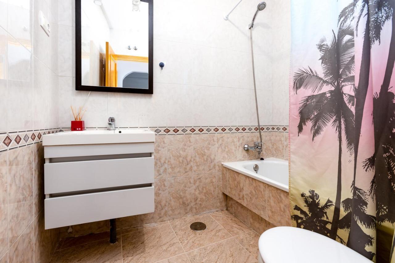 Bonito Apartamento de dos habitación y piscina Torrevieja Exterior foto