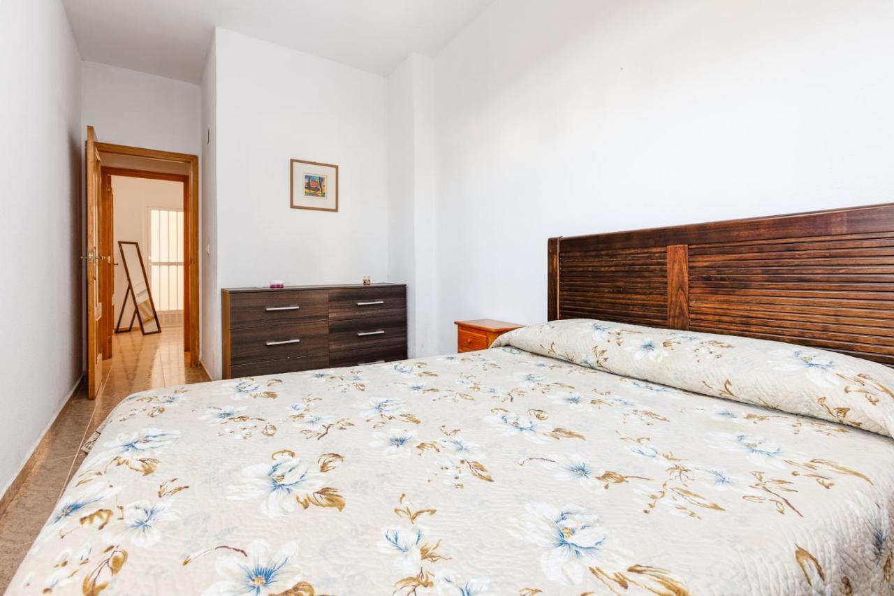 Bonito Apartamento de dos habitación y piscina Torrevieja Exterior foto